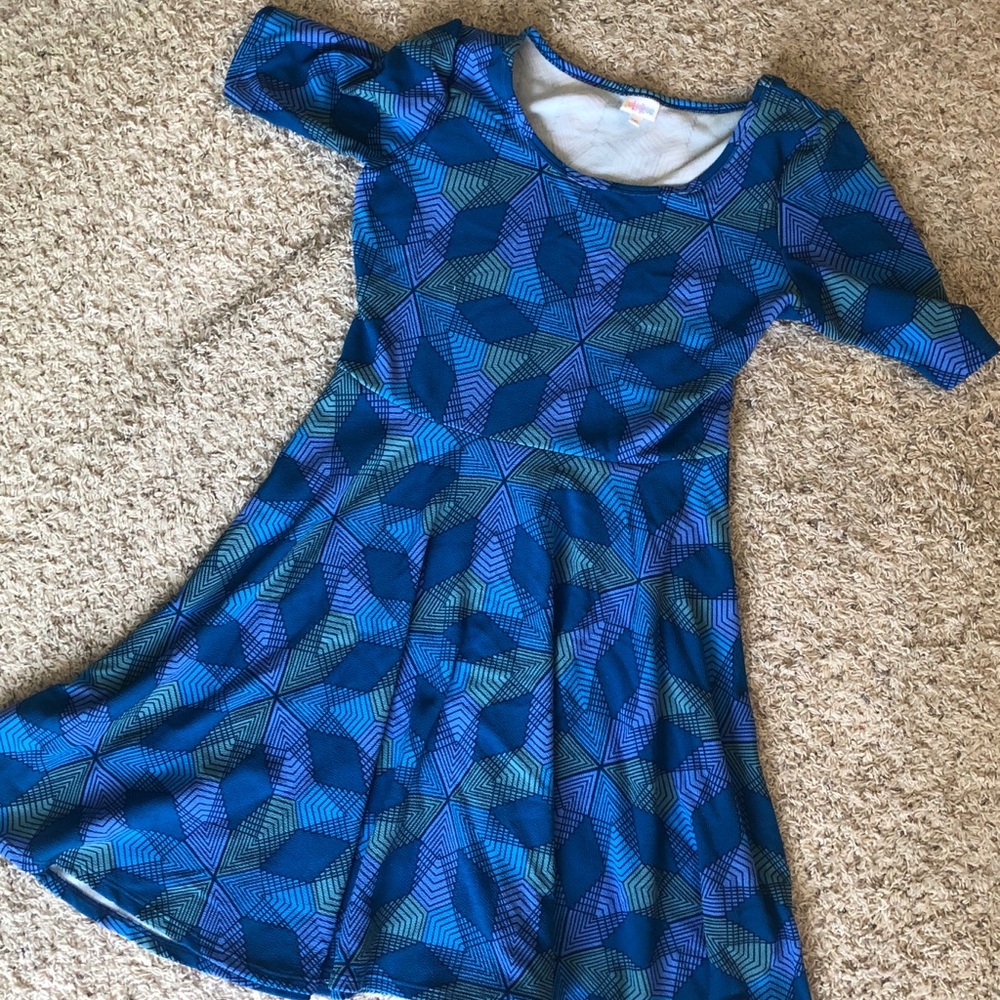Blue and Teal Nicole